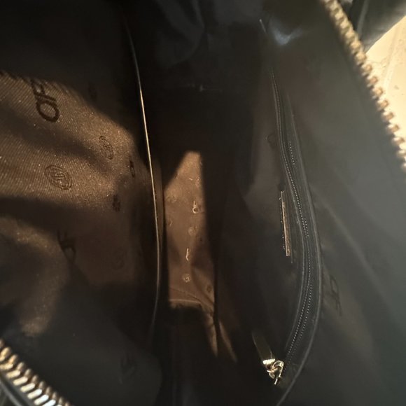 Anne Fontaine Pebbled Handbag - Picture 3 of 3